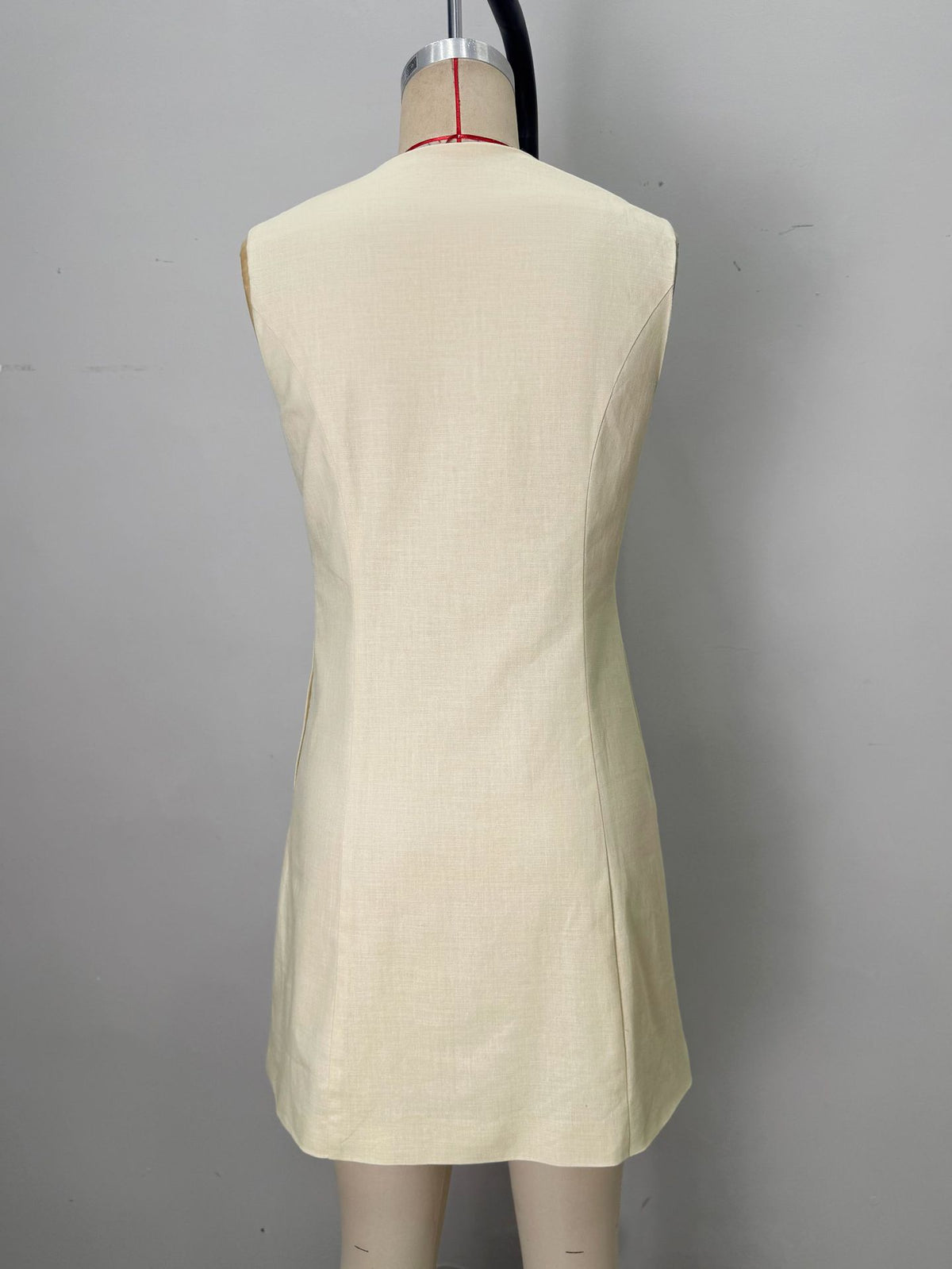 Pale Yellow Sleeveless Round Neck Star Shell Button Straight Mini Dress