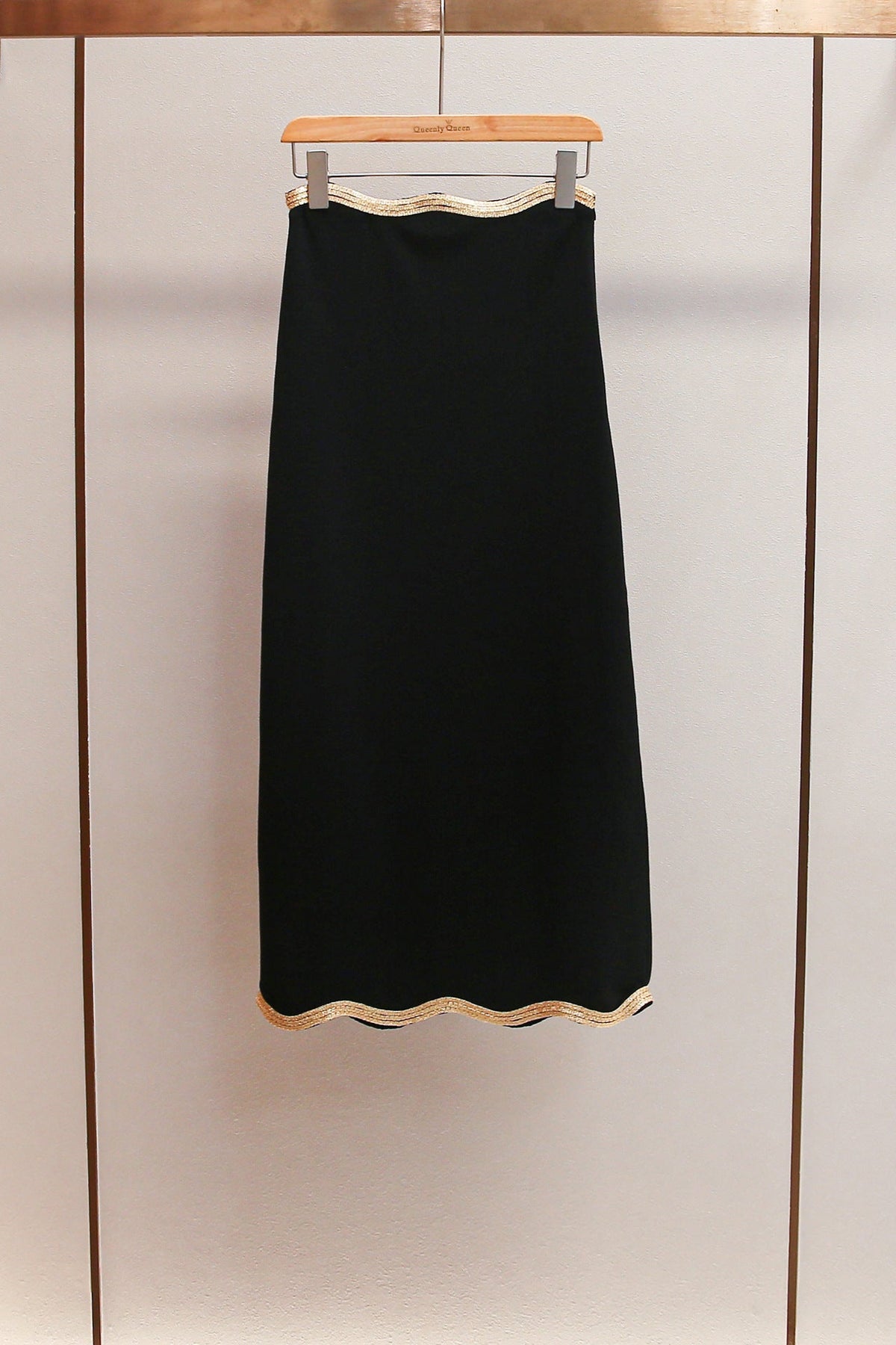black Long knitted skirt with chain detail