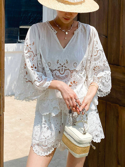 white lace Embroidered hollow suit