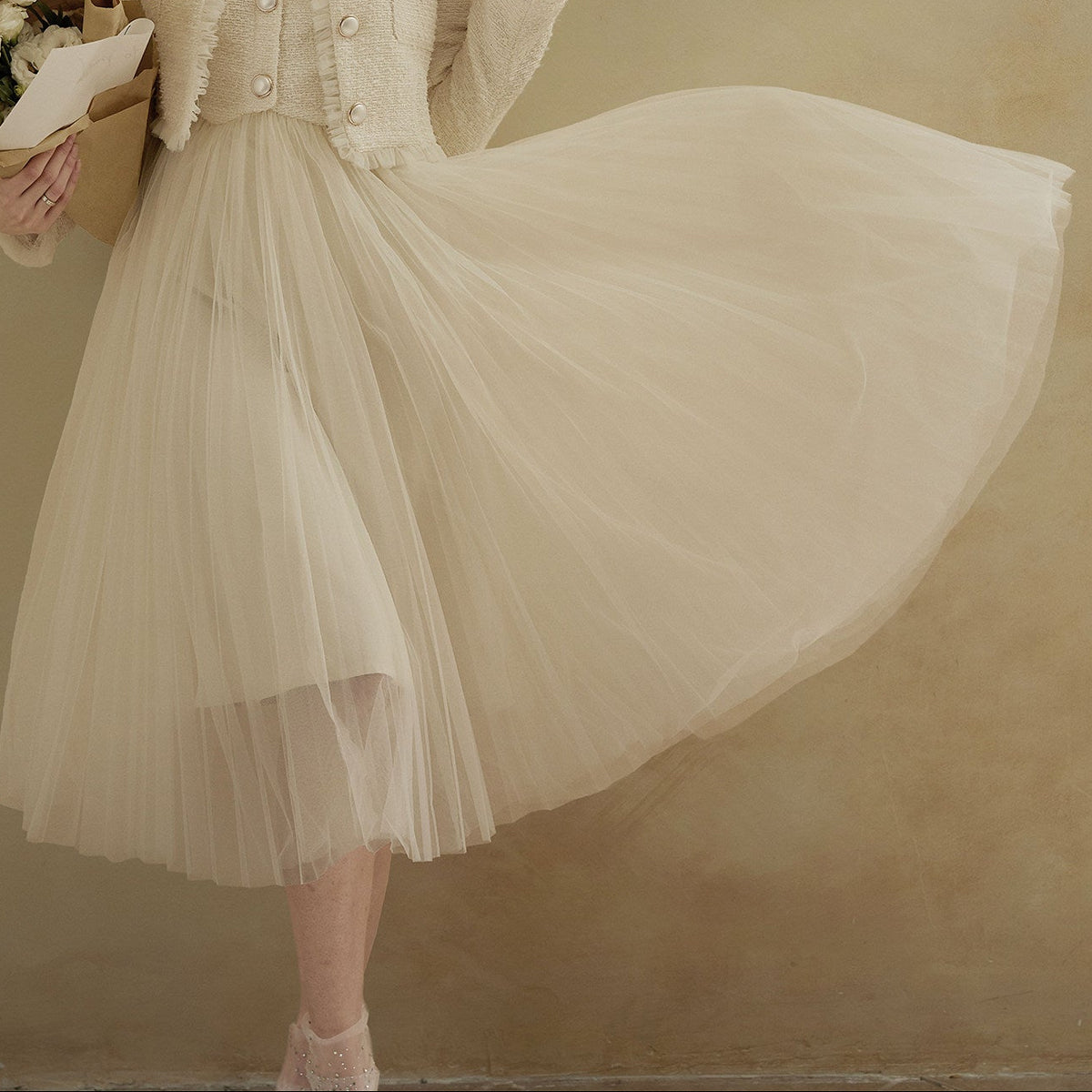 Beige Sleeveless Tulle Midi Dress