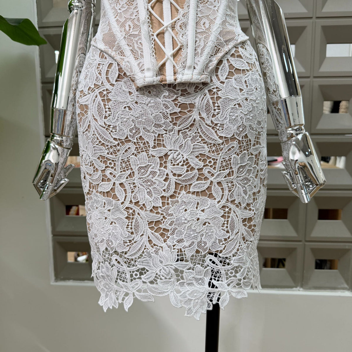 White Lace Bodycon Two-Piece Set