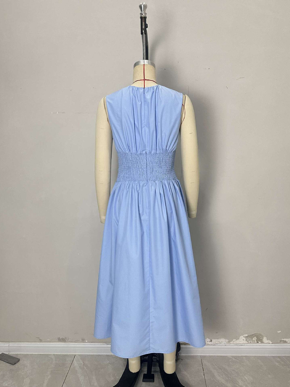 Light Blue Sleeveless Round Neck Twisted Waist Midi Dress Side Pocket Flowy Summer Dress