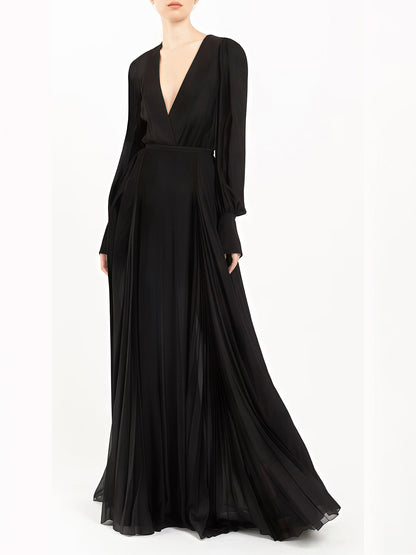 black V-neck long sleeves maxi dress