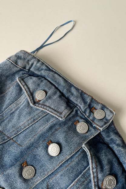 8-button denim tube top in blue