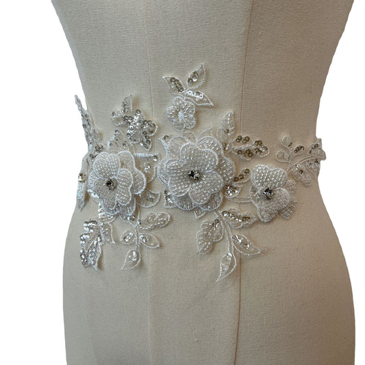 New off-white haute couture three-dimensional mesh rose bead appliqué wedding dress headdress tulle embroidery piece appliqué