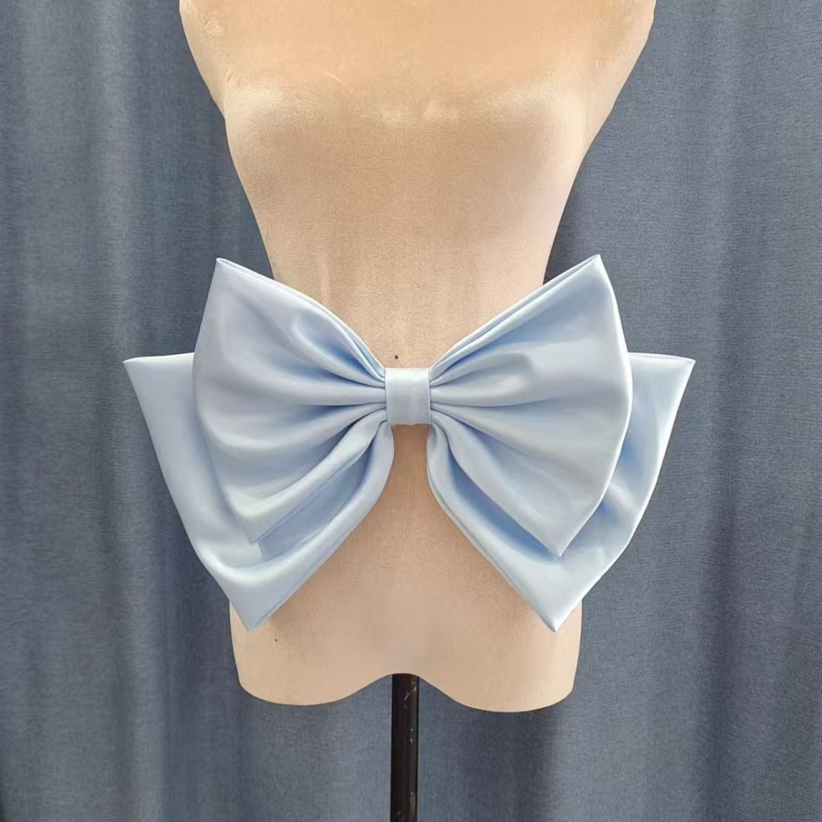 Double-Layer Oversized White Satin Giant Back Bow Bridal Accessory