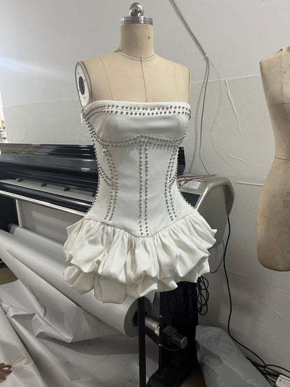 regina strapless puffy mini dress in off-white