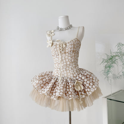 eleanore Lace-trim floral-decorated slip mini dress in apricot