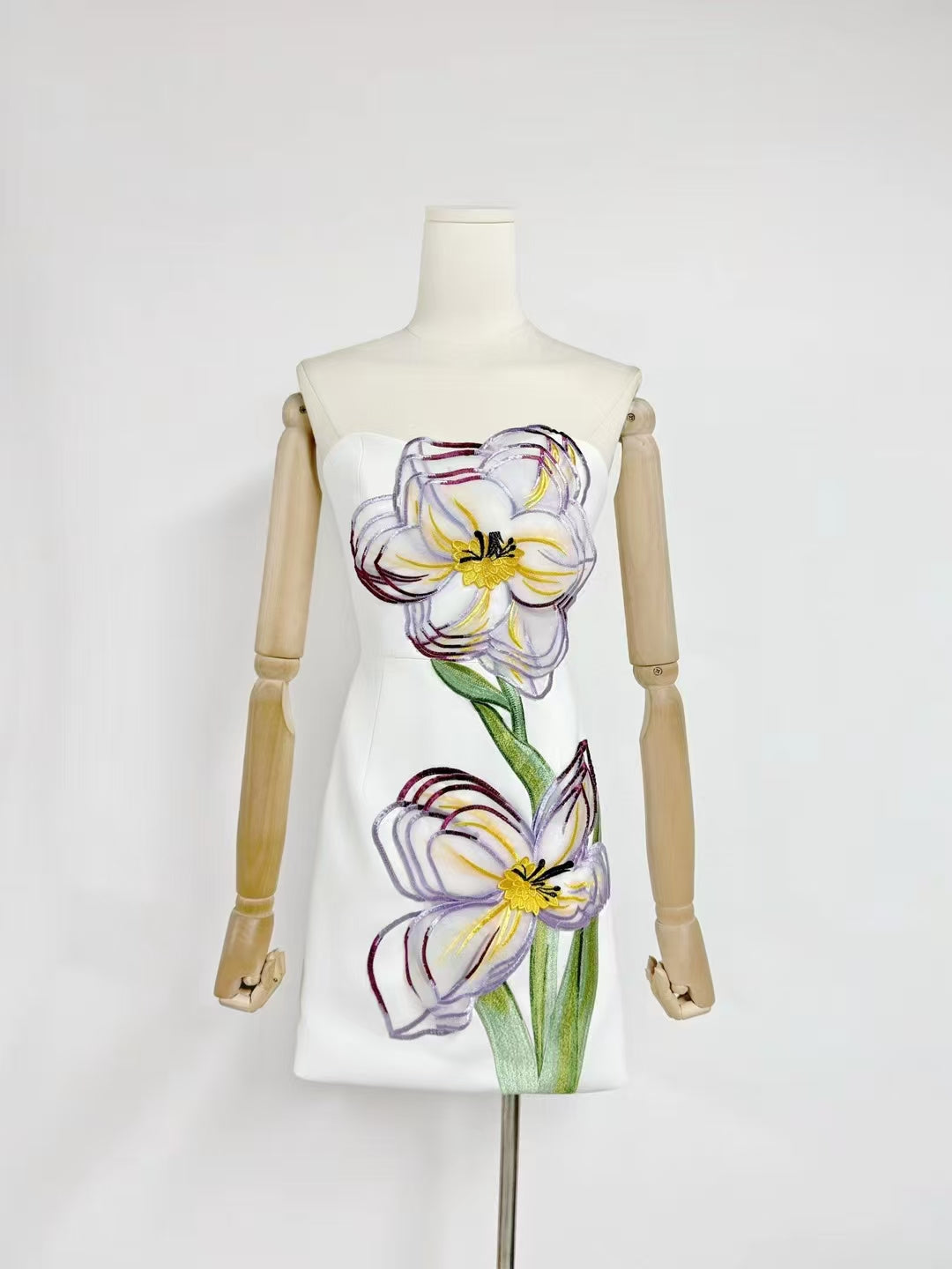 Rosario Appliqué Floral Bustier Mini Dress in white
