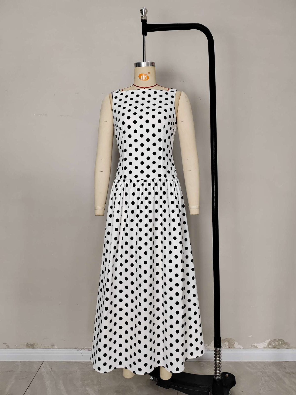 Sleeveless Polka Dot Midi A-line Dres