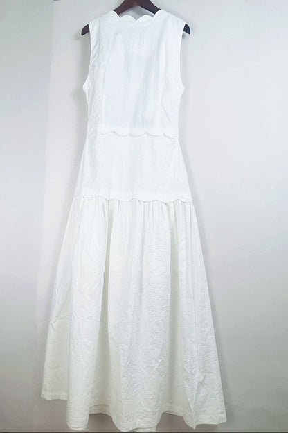 Scallop trim V-neck Crinkled Maxi Dress in ecru