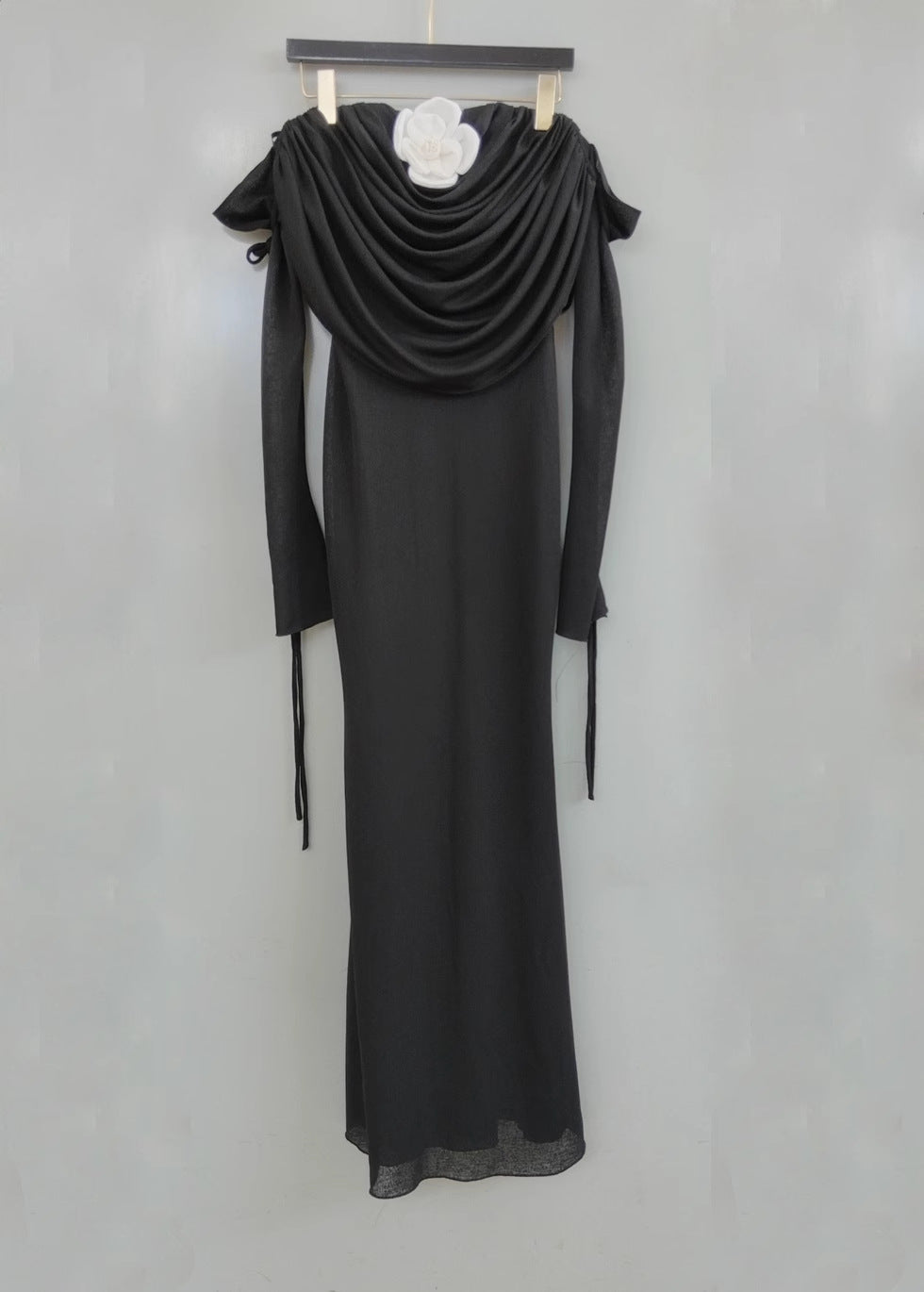 lila flower embellished pleated strapless maxi dress in black