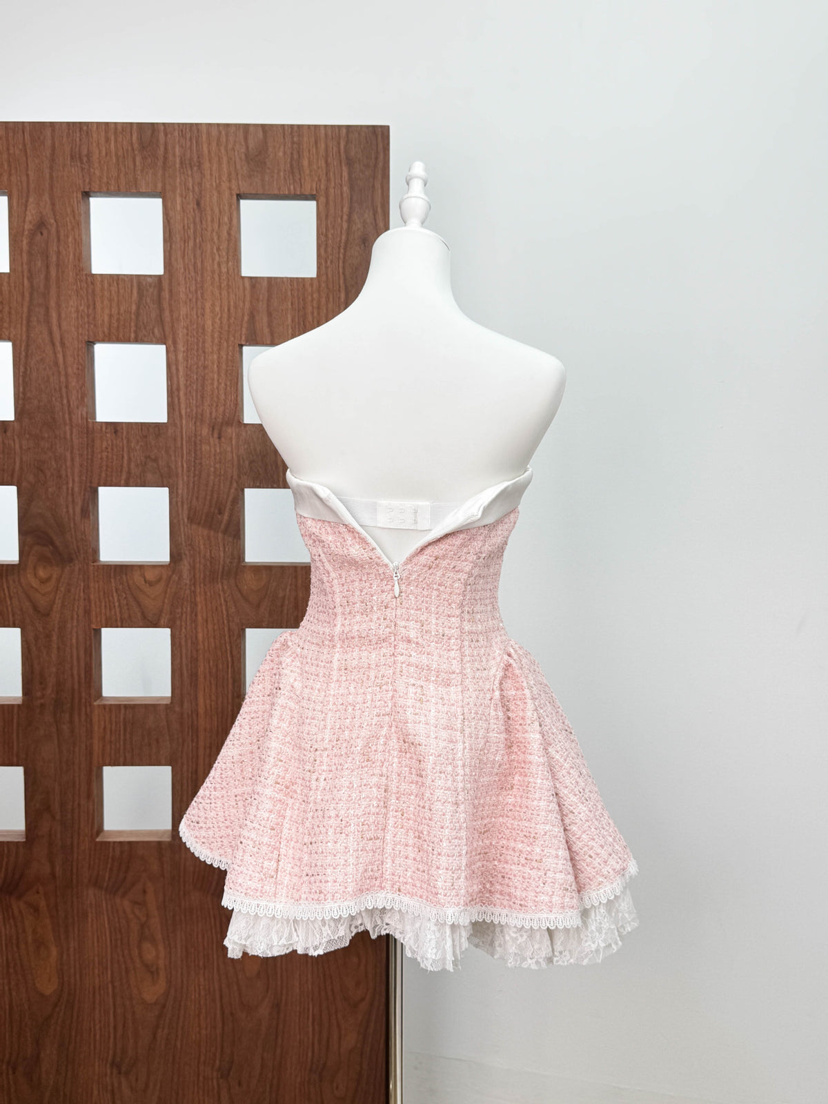 Bow woven lace tube top mini dress in pink
