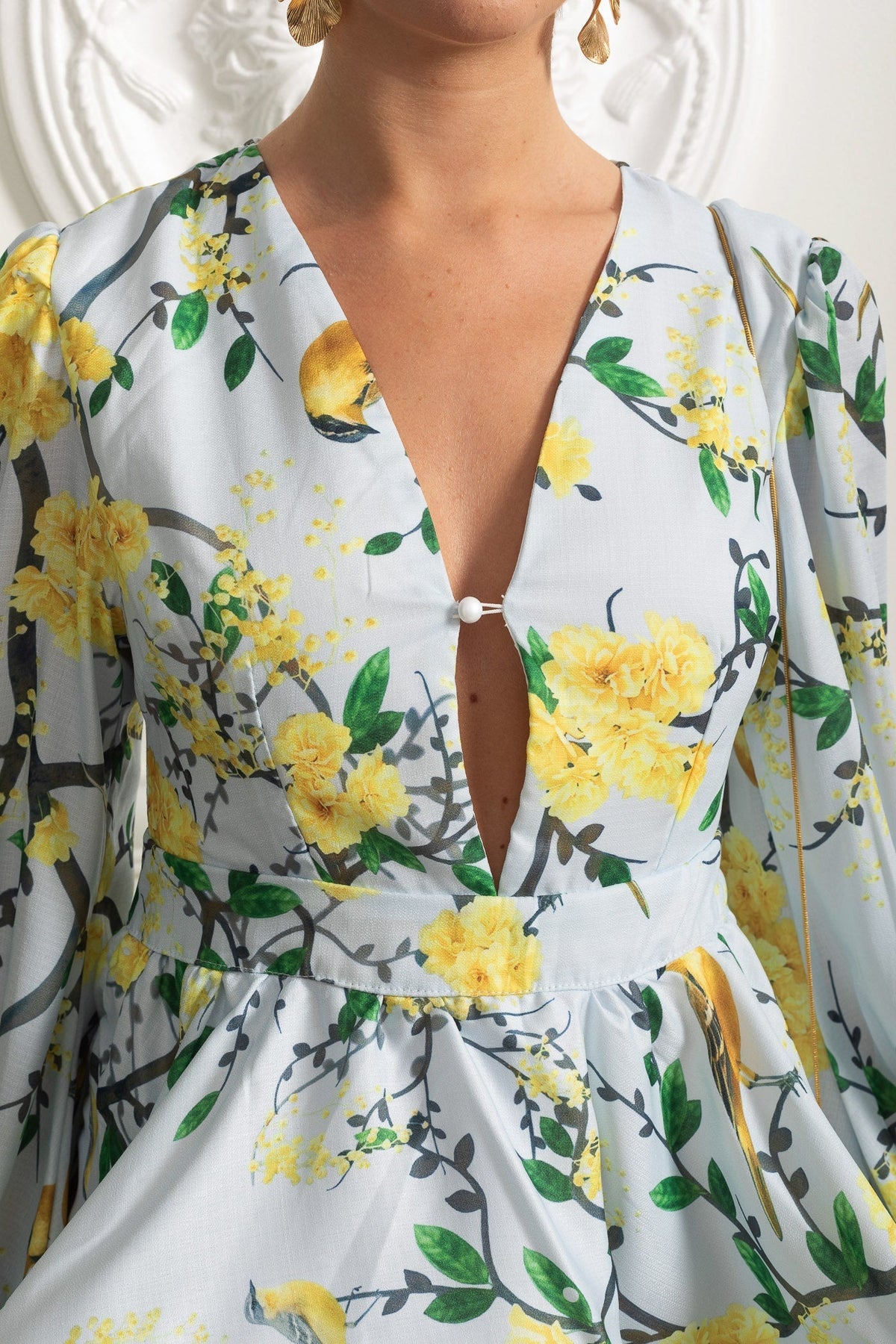Floral Romantic Mini Dress With Voluminous Sleeves And Peplum Detail - Sky Blue