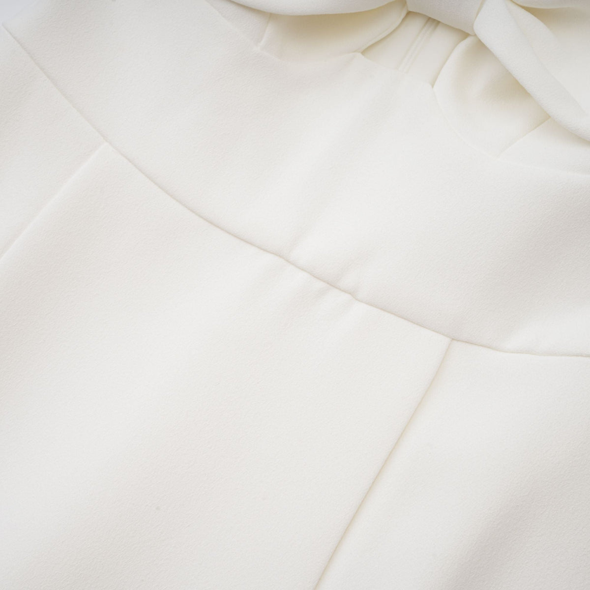 Victoire bow-detail off-shoulder dress