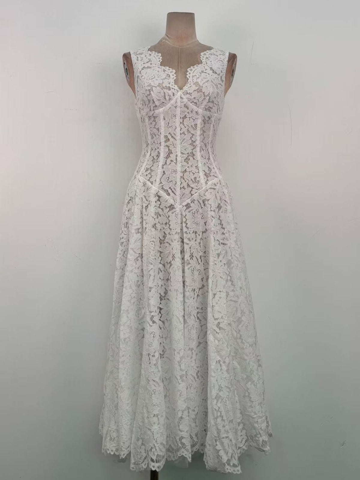 White Floral Lace A-Line Midi Dress with Keyhole Neckline