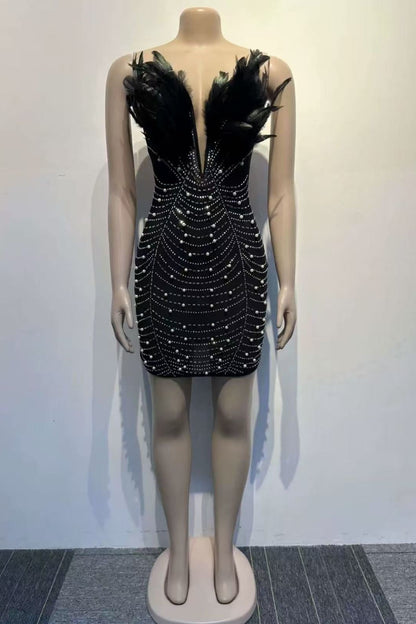 STRAPLESS FEATHER PEARL MINI DRESS