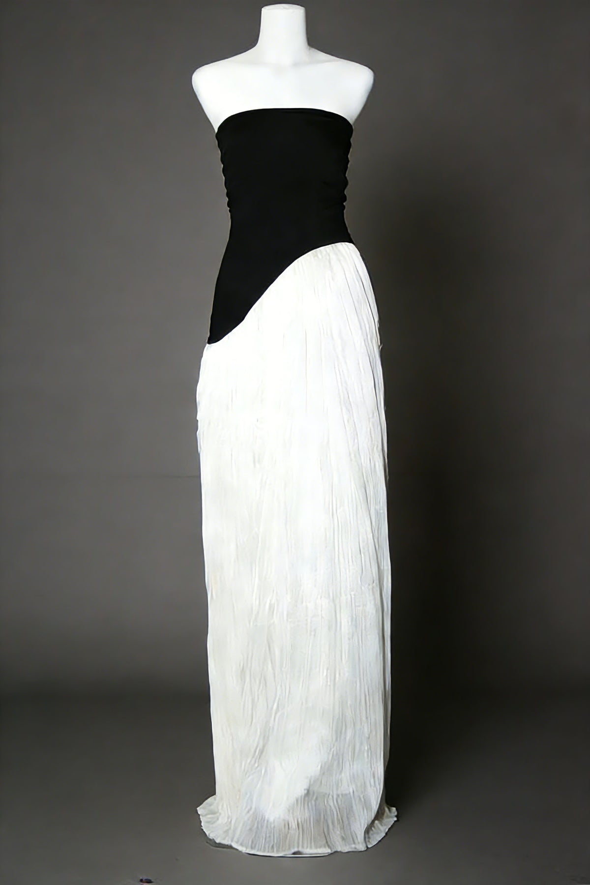 Black white contrast tube top irregular maxi dress