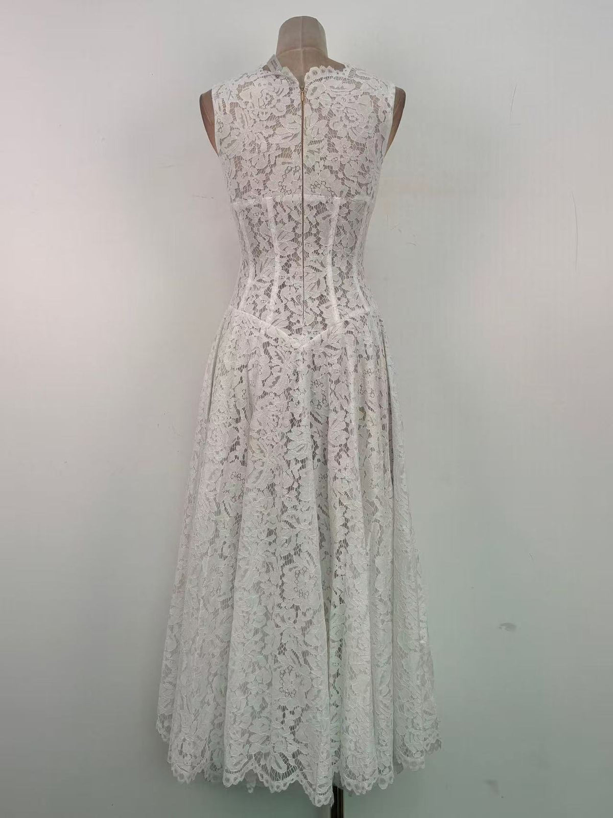 White Floral Lace A-Line Midi Dress with Keyhole Neckline