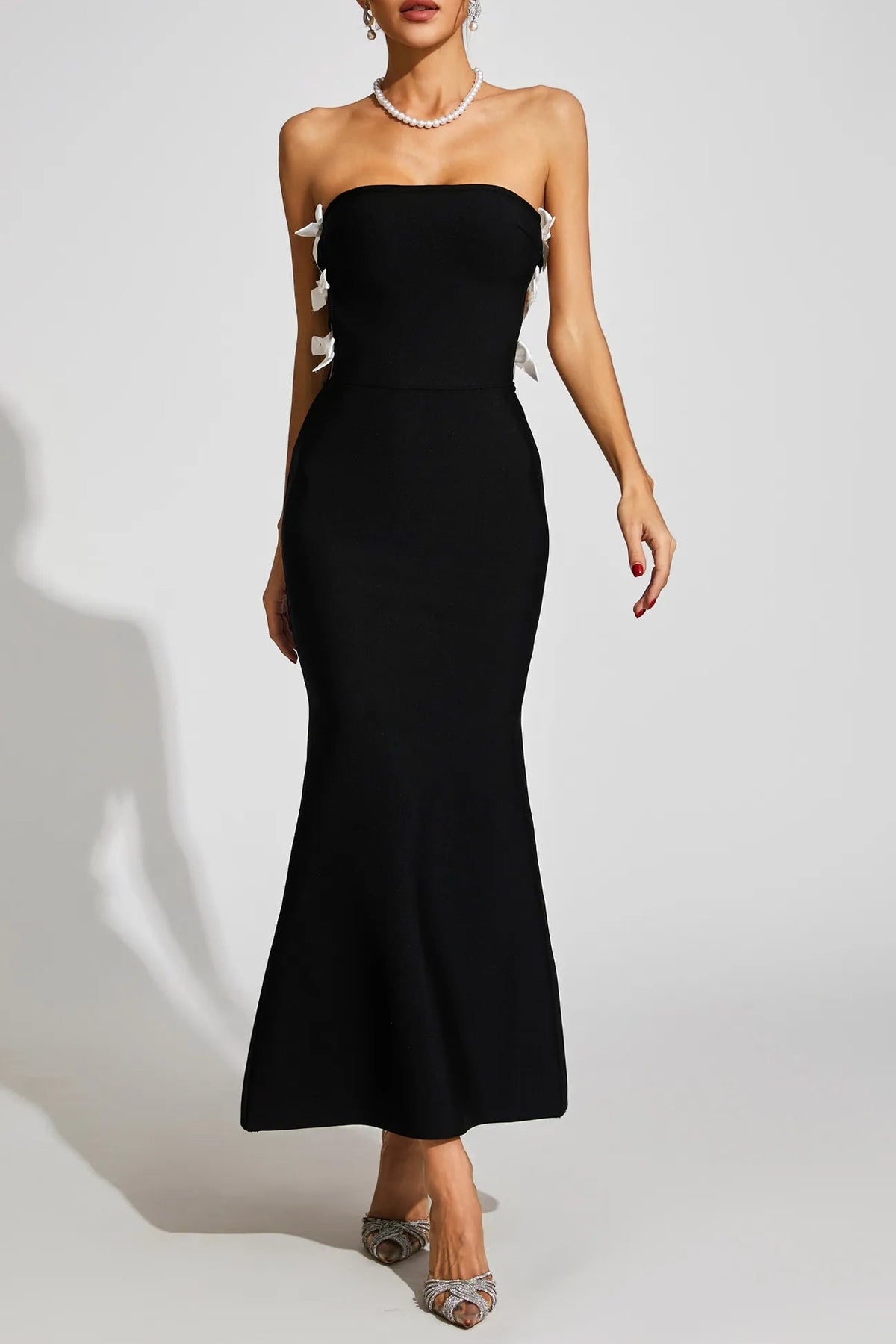 jocelyn Bowknot-Side Bandage Strapless maxi Dress in black