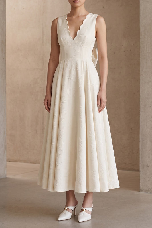 Scalloped V Neck Sleeveless Pleated A-line Midi Dress