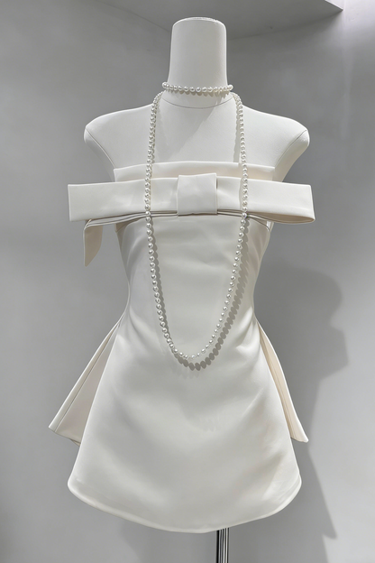 Calwa Bow Strapless Flare Mini Dress
