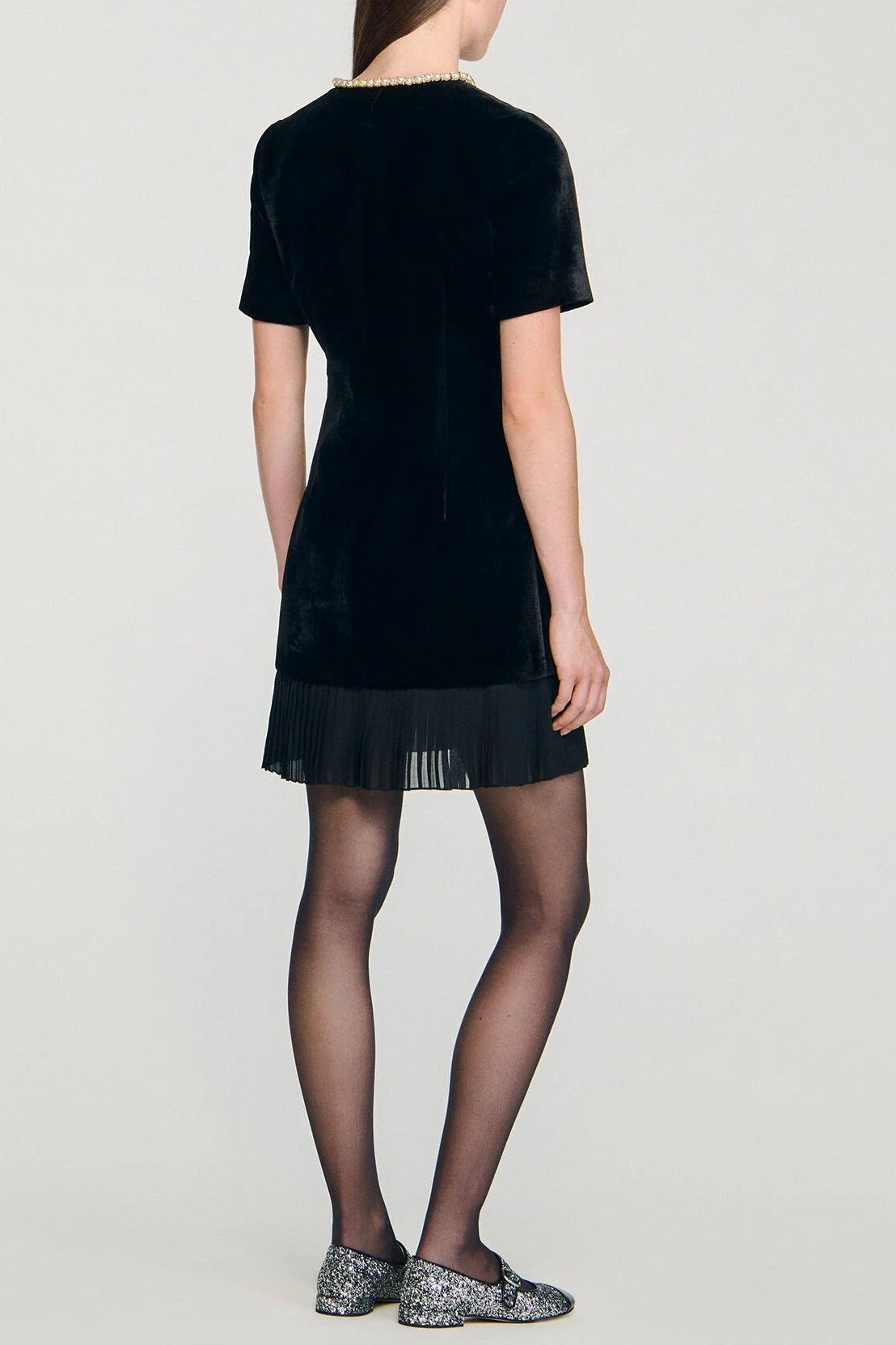 Pearl-trimmed collar zipper velvet pleated dress in black
