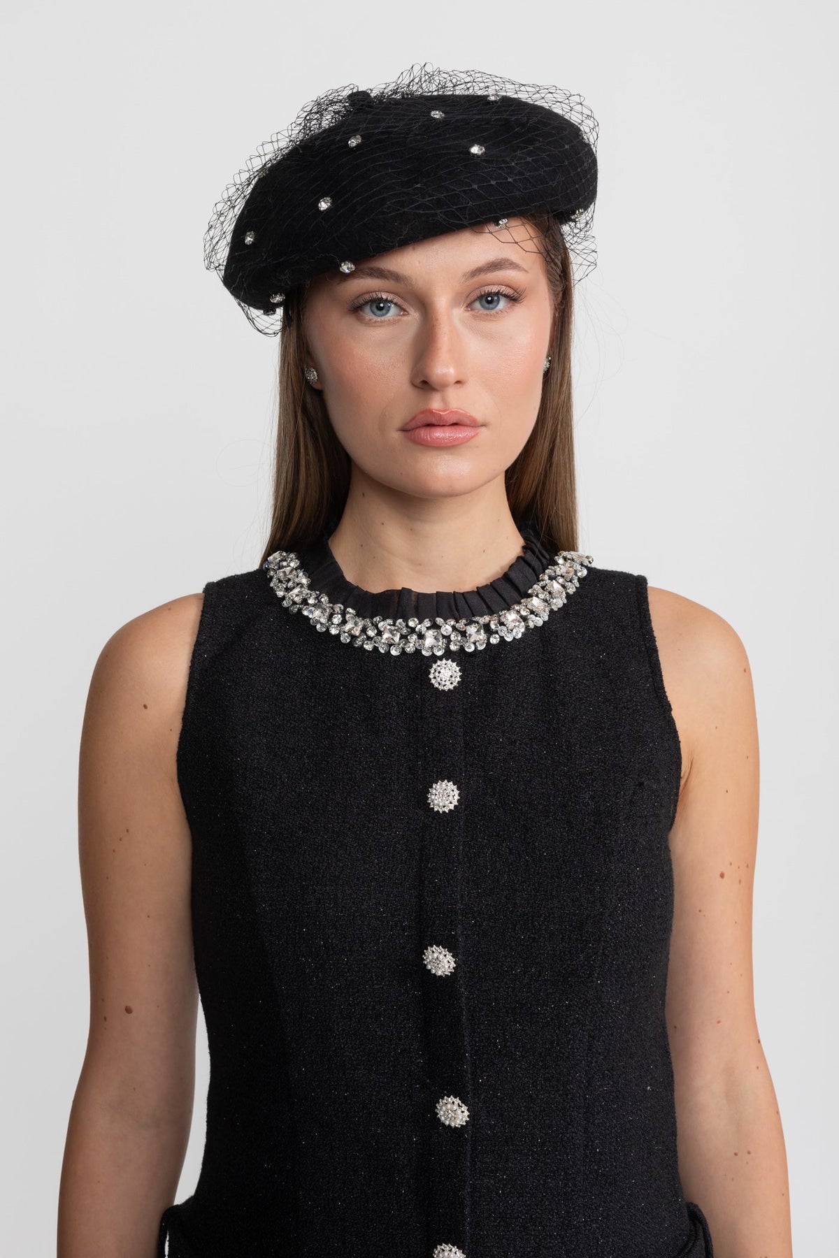 Embellished Wool Beret with Veil – Black