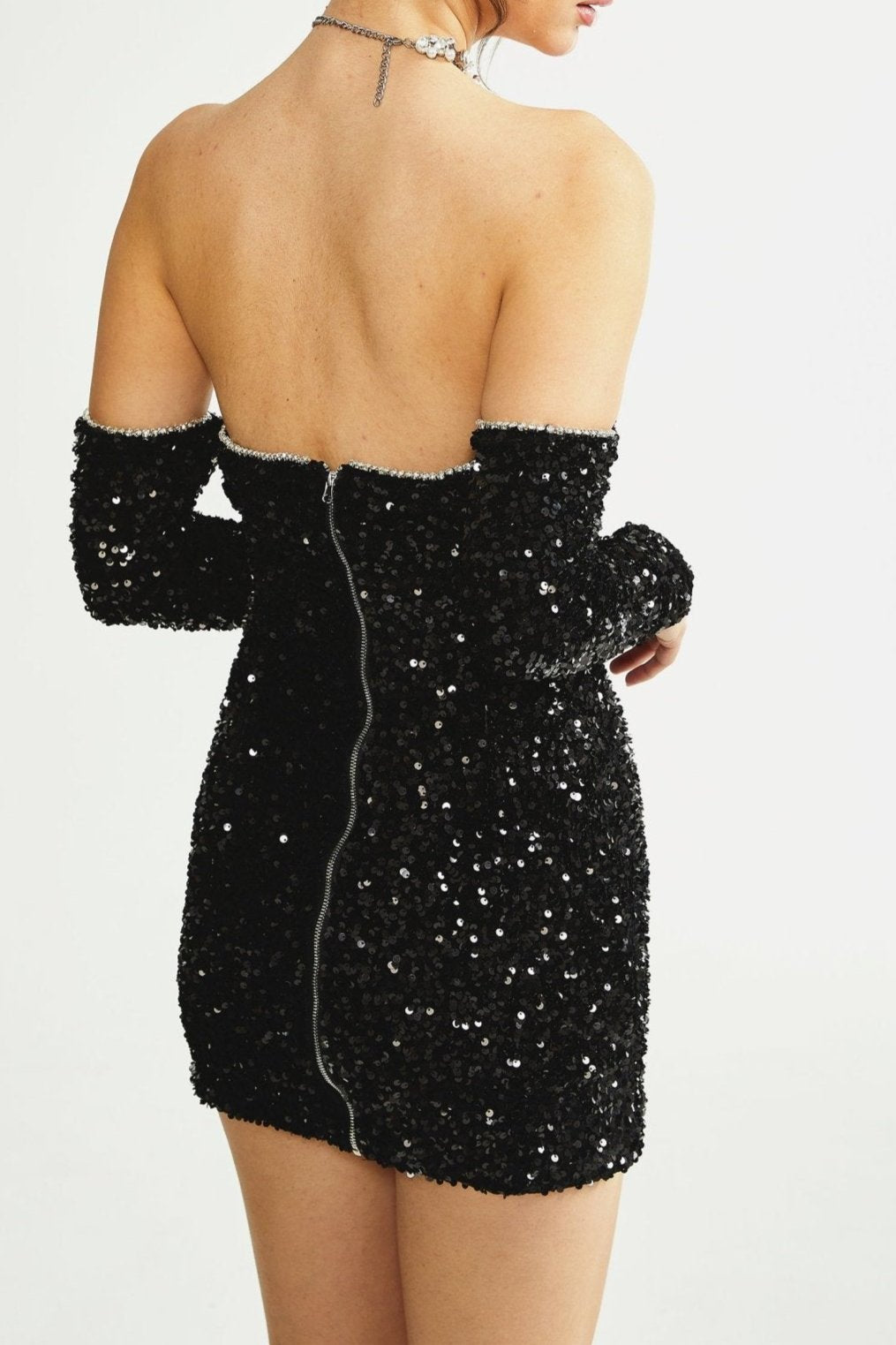 Mercédès black embellished dress