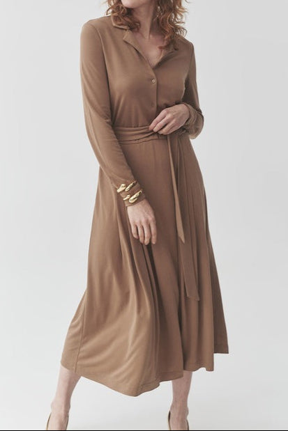 Drawstring waist midi dress in brown