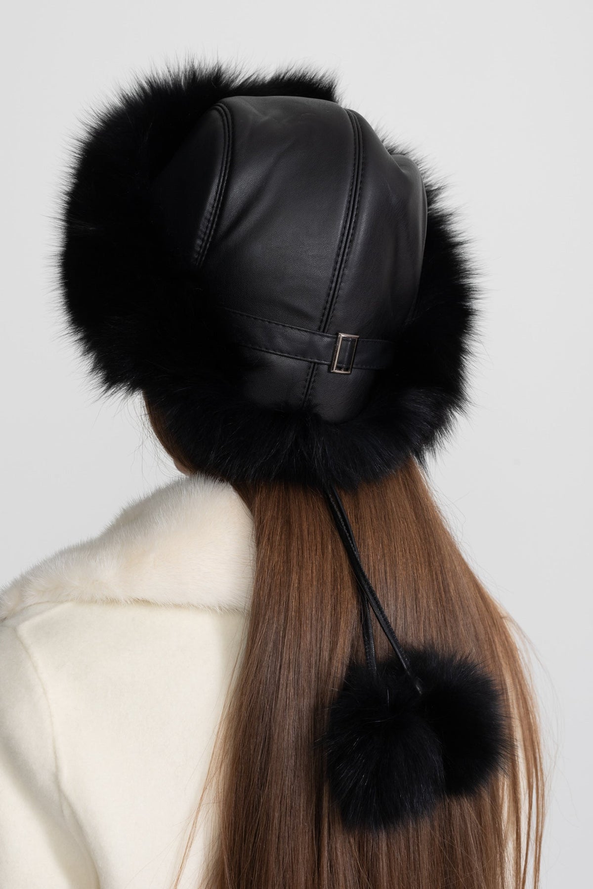 Real Fox Fur Trimmed Hat With Pom-Pom Ties – Black
