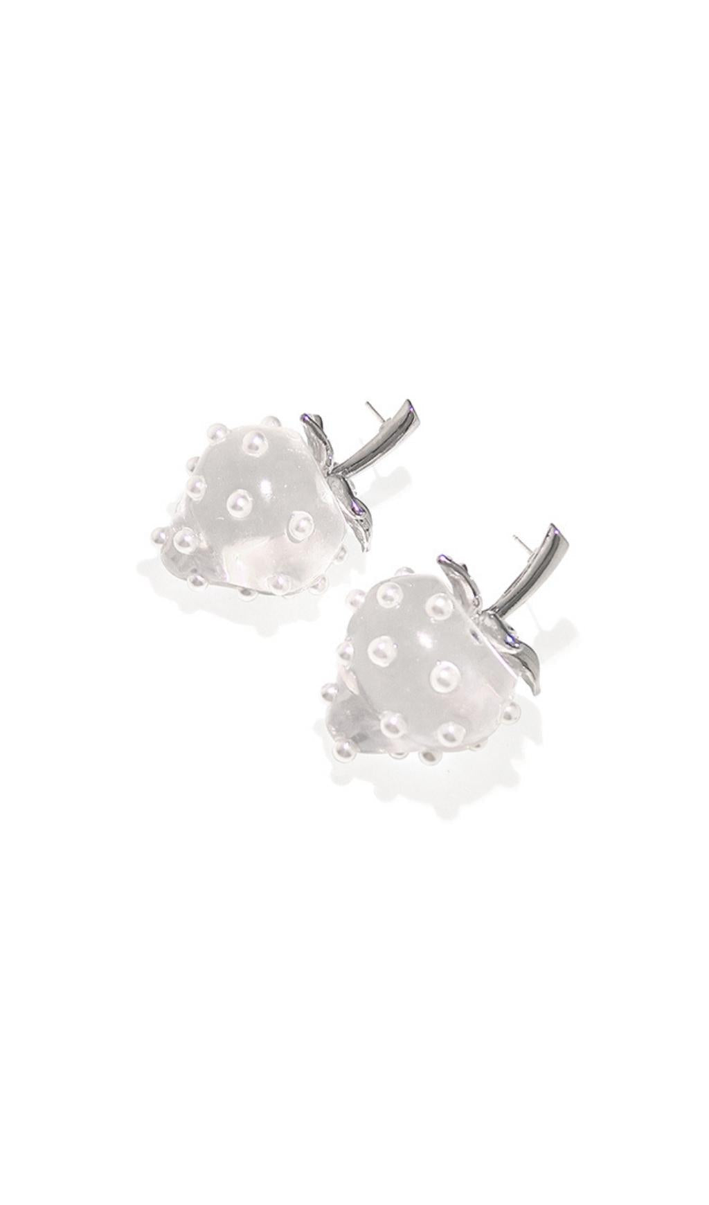 TRANSPARENT STRAWBERRY ACRYLIC EARRINGS