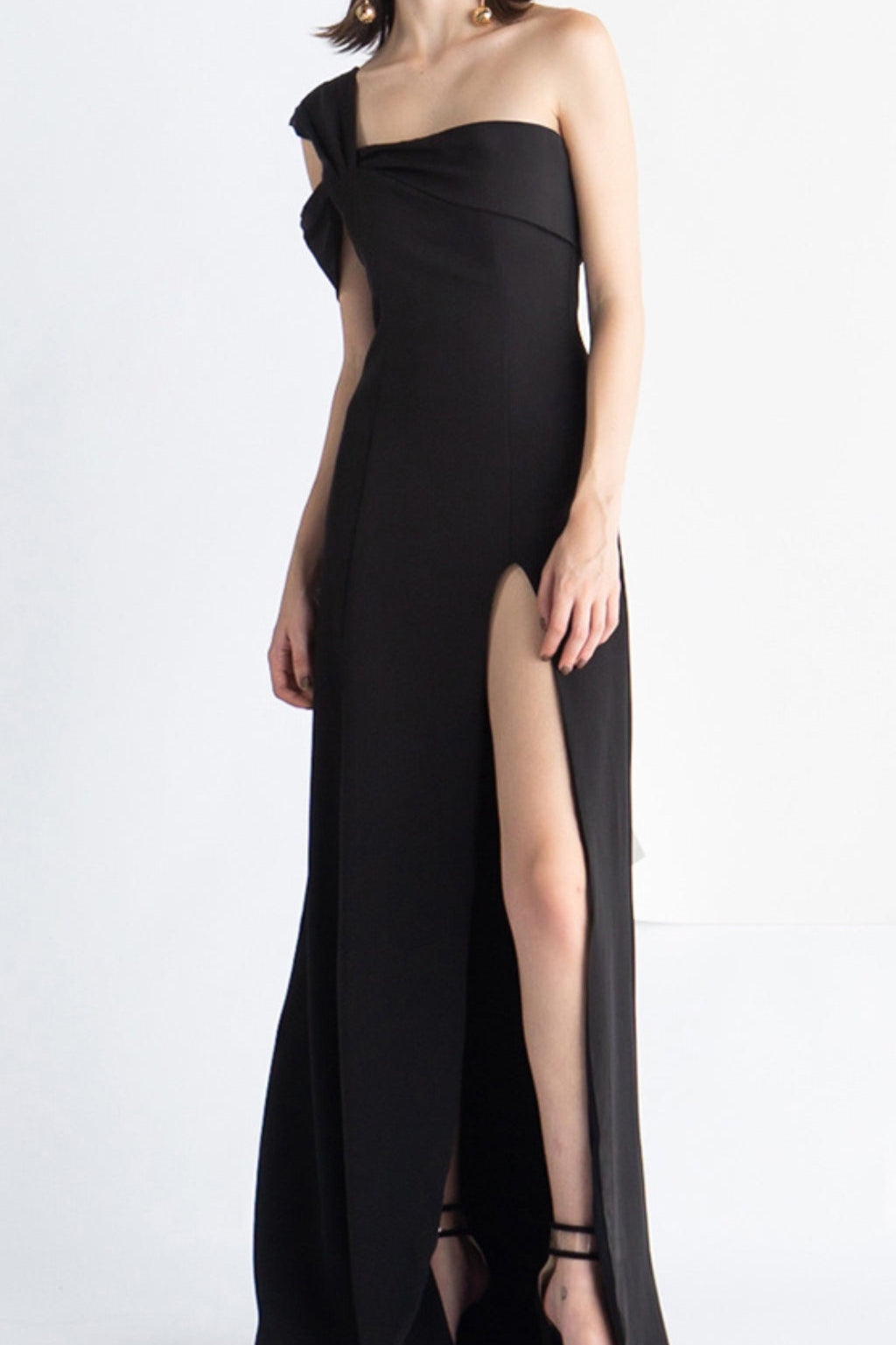 ONE-SHOULDER MOP DRESS IN BLACK-Oh CICI SHOP