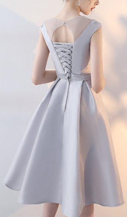 GRAY LACE APPLIQUÉ MIDI DRESS