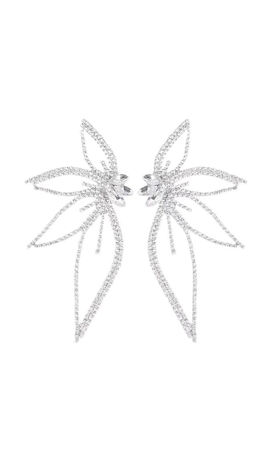 CRYSTAL FLOWER EARRINGS IN SILVER Earrings styleofcb 
