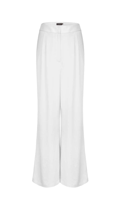 BOW-EMBELLISHED TWO-PIECE SUIT IN WHITE